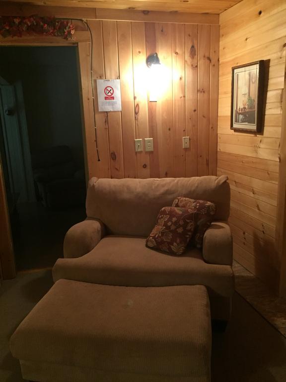 Northern Family Motel Потсдам Экстерьер фото